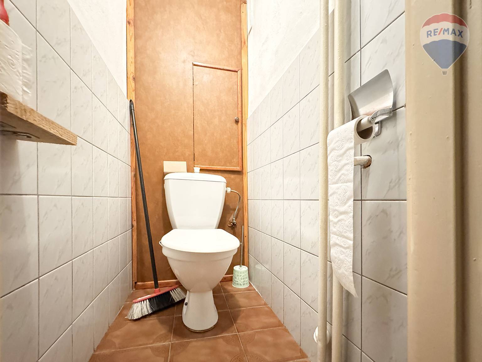 Predaj bytu (4 izbový) 110 m2, Liptovský Mikuláš  -  WC