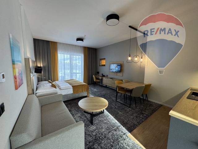 Luxusný 1-izbový apartmán s terasou v GINO PARADISE, Bešeňová
