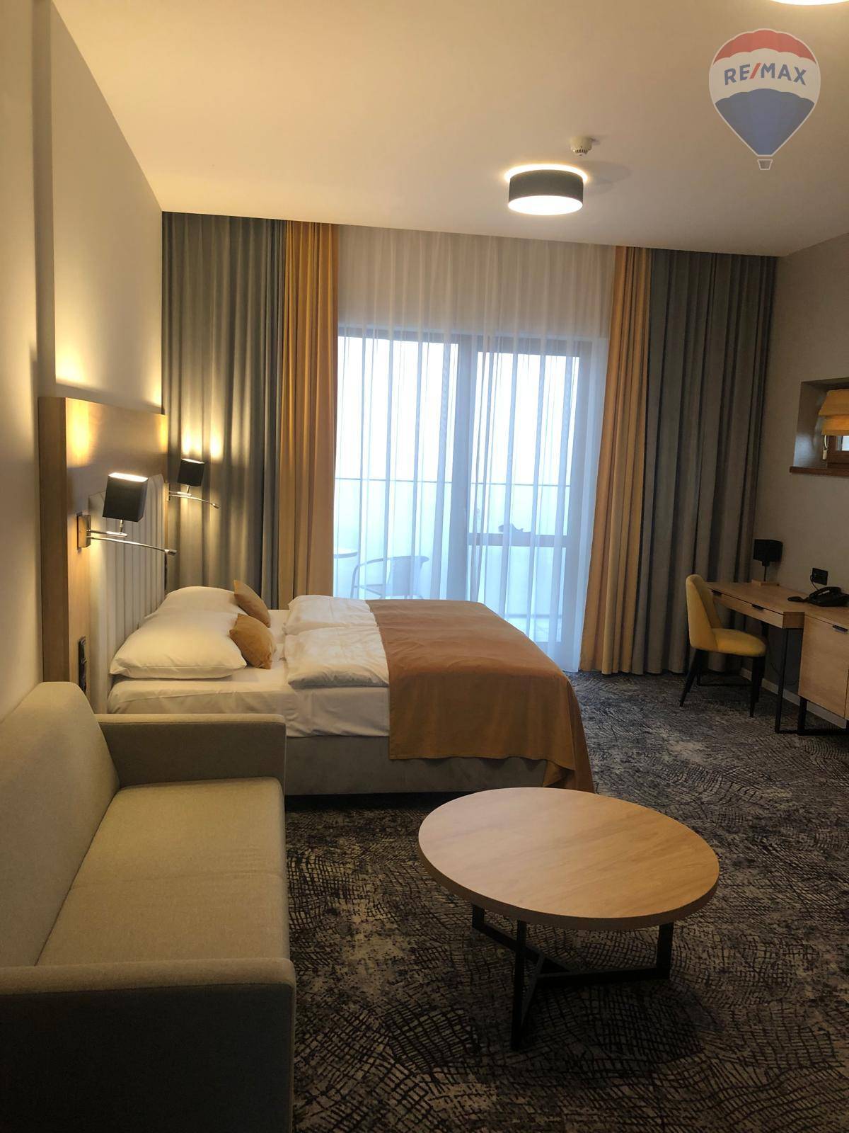 Luxusný 1-izbový apartmán s terasou v GINO PARADISE, Bešeňová