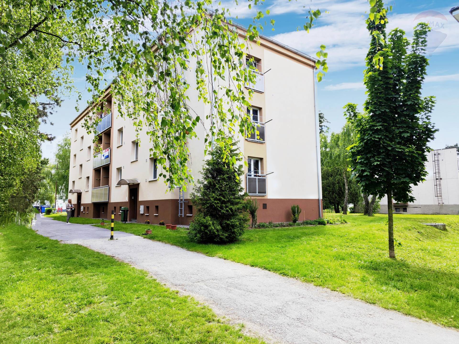 Predaj 3 izb. bytu v Dolných Vesteniciach