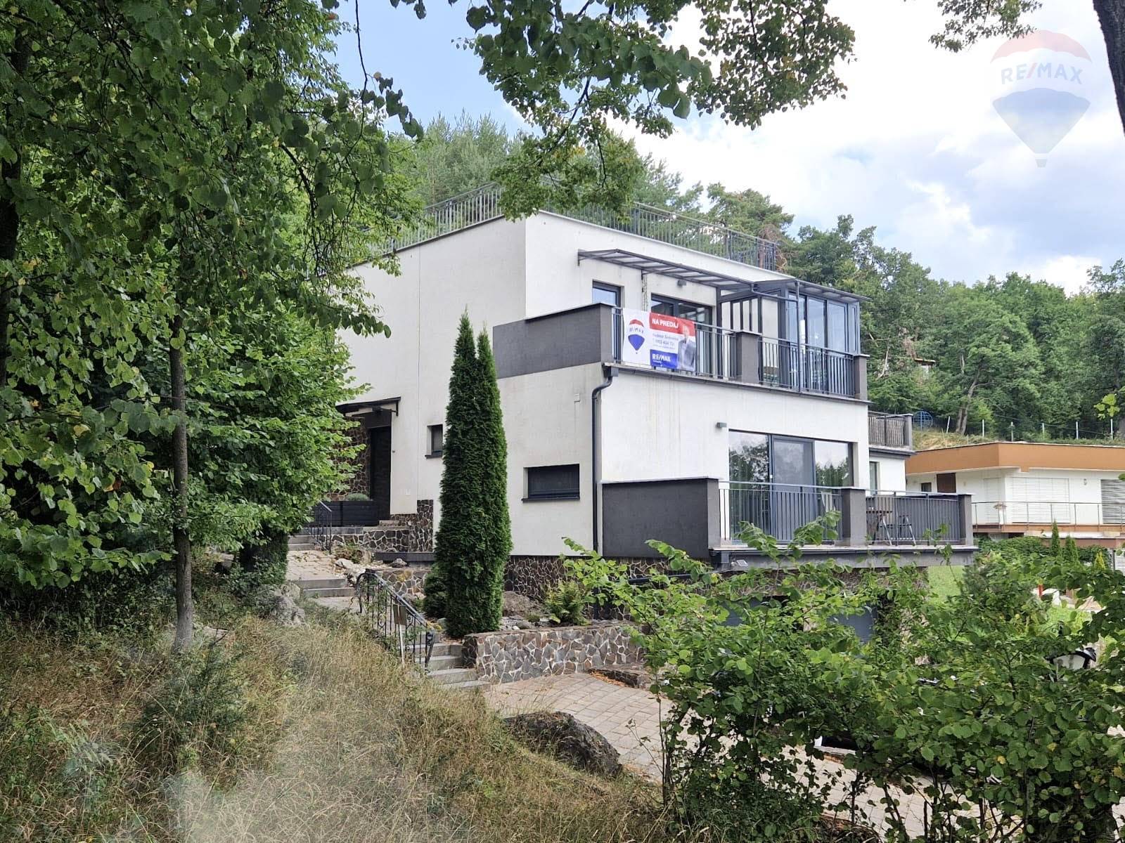 Luxusný 3-izbový apartmán –  Bojnice - ul. Rekreačná