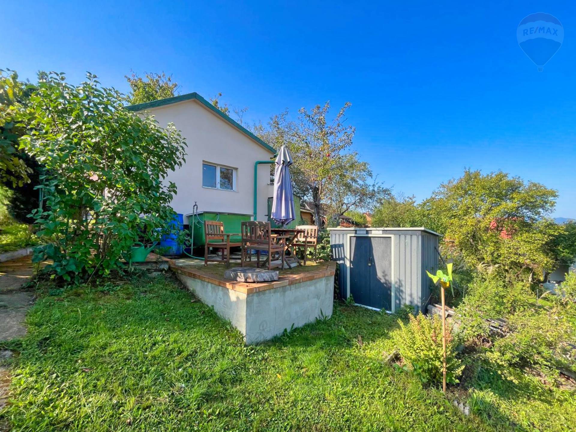 PREDAJ záhradná chatka s pozemkom 410 m2 Prievidza