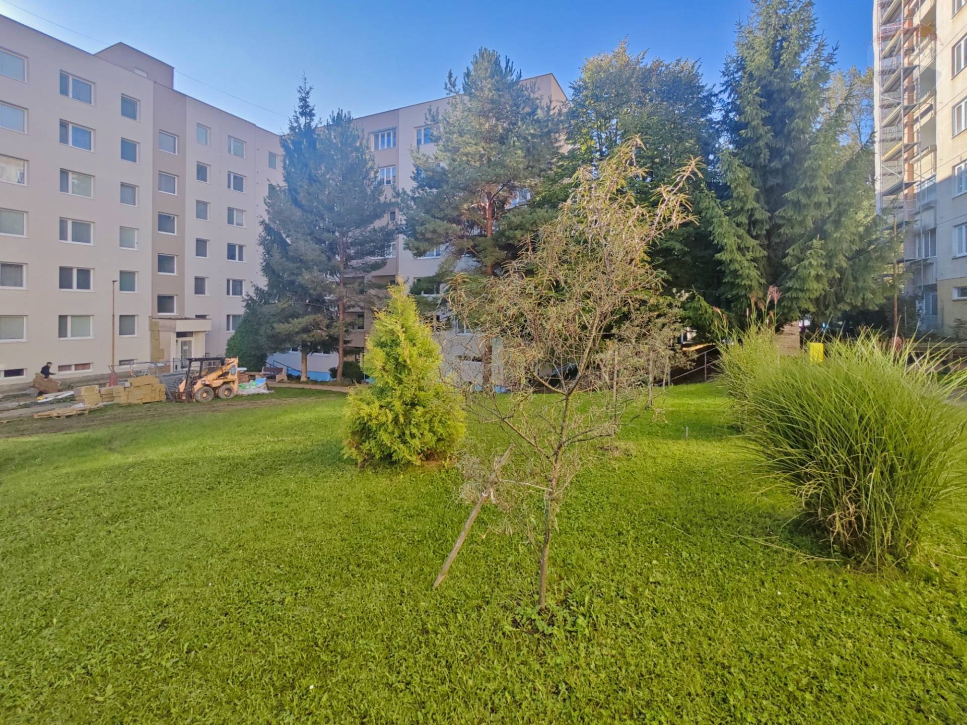 Predaj bytu (3 izbový) 71 m2, Kanianka  -  NA PRENÁJOM kompletne zariadený 3-izbový byt v Kanianke pri Prievidzi