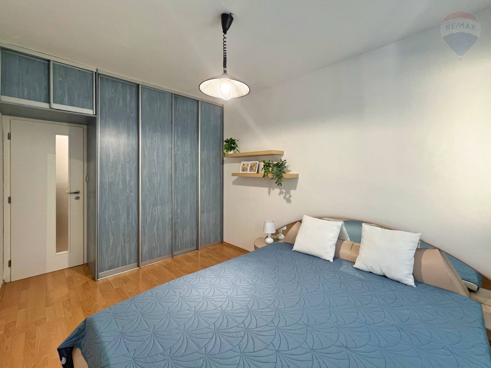 Predaj bytu (3 izbový) 71 m2, Kanianka  -  NA PRENÁJOM kompletne zariadený 3-izbový byt v Kanianke pri Prievidzi