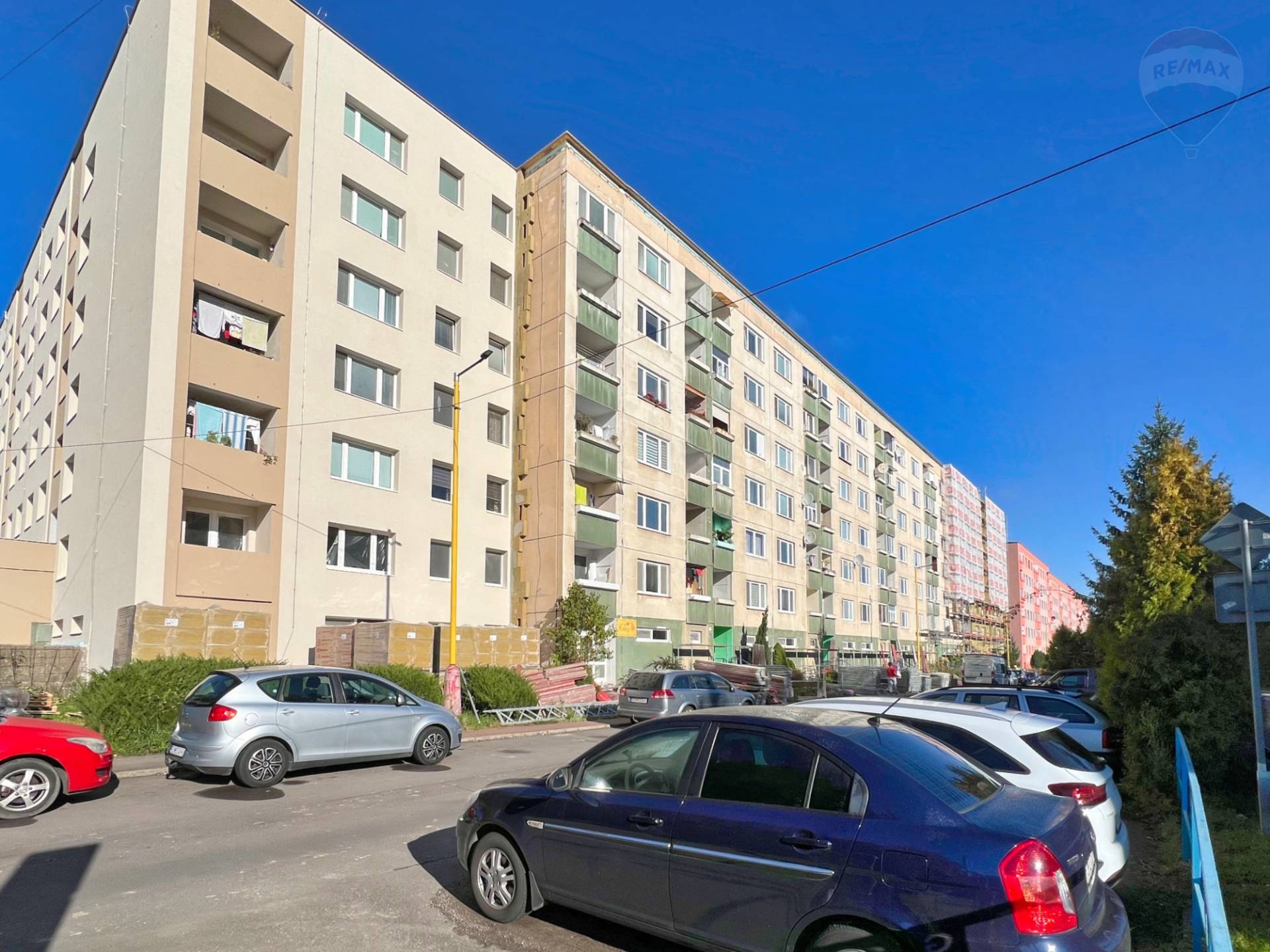 Predaj bytu (3 izbový) 71 m2, Kanianka  -  NA PRENÁJOM kompletne zariadený 3-izbový byt v Kanianke pri PrievidziNA PRENÁJOM kompletne zariadený 3-izbový byt v Kanianke pri Prievidzi