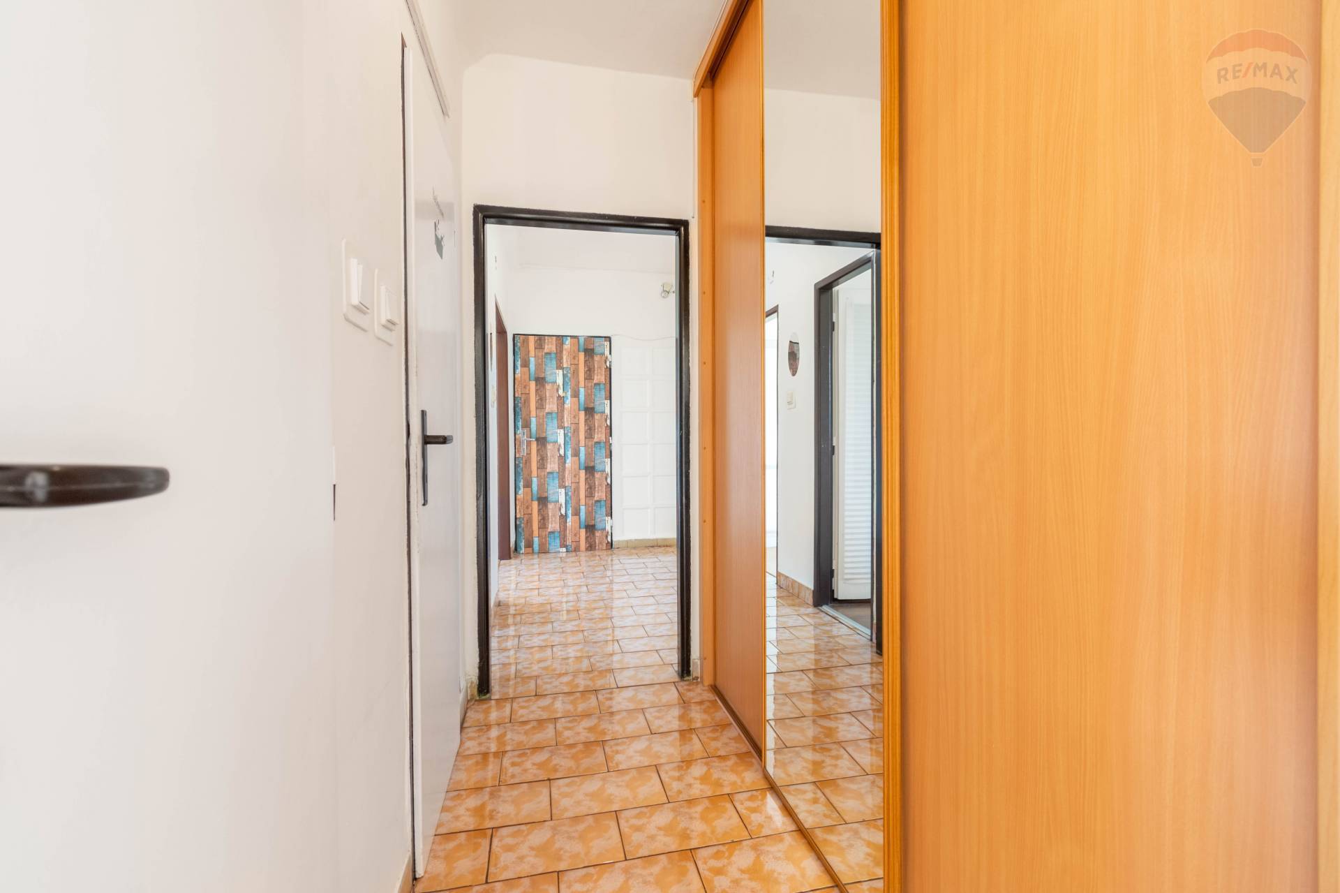 Predaj bytu (3 izbový) 66 m2, Prievidza  -