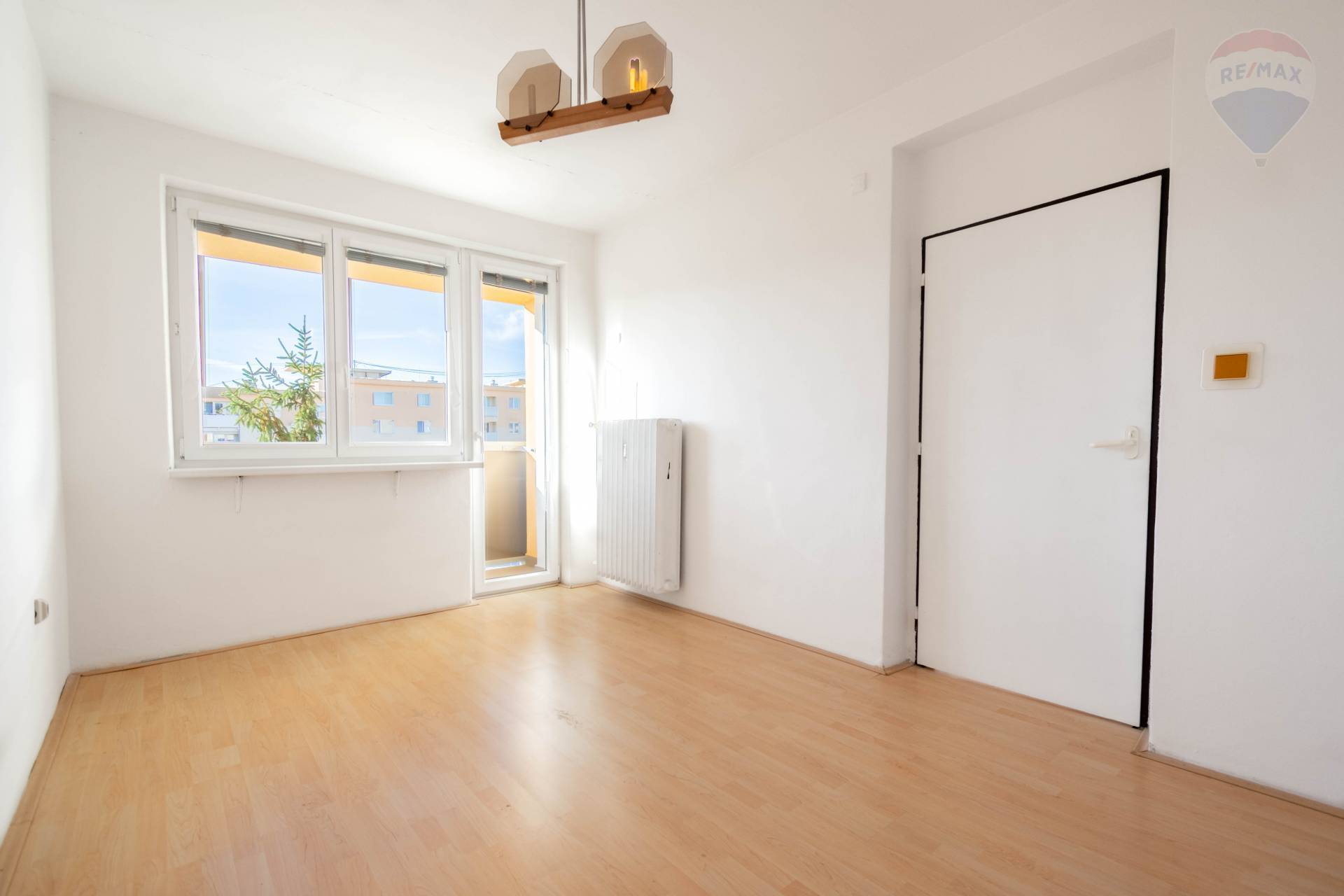 Predaj bytu (3 izbový) 66 m2, Prievidza  -