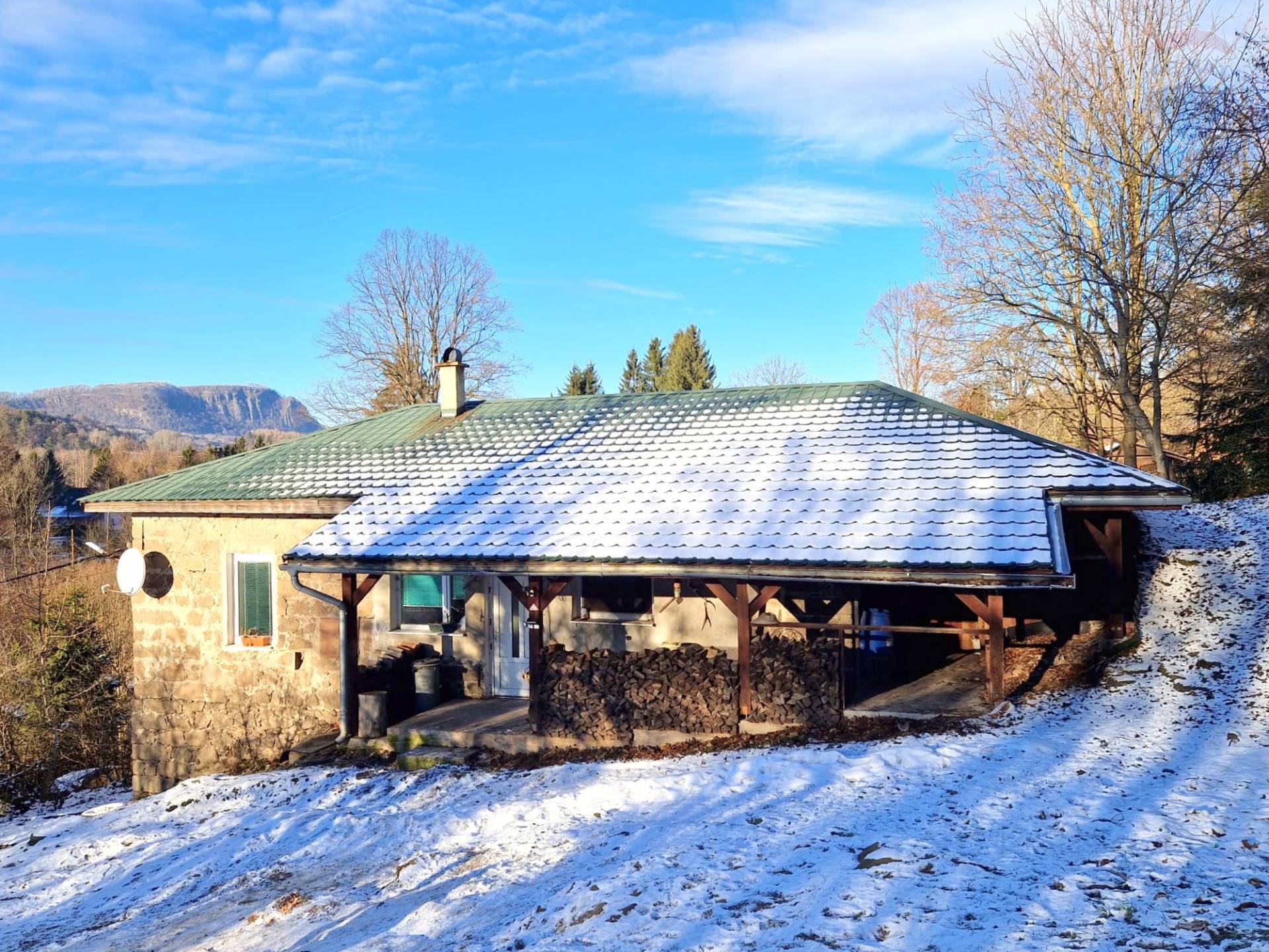 Na predaj chalupa - Handlová - časť Nová Lehota