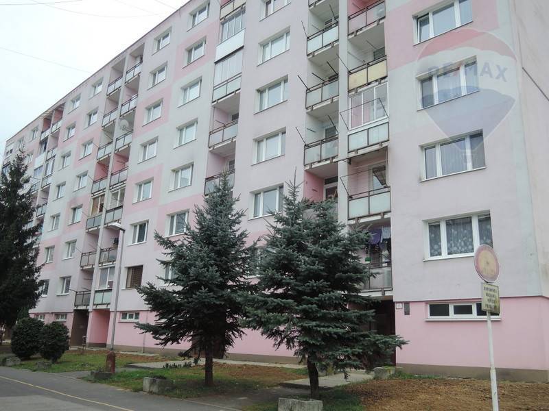 Predaj 3 izbového bytu v Brezne