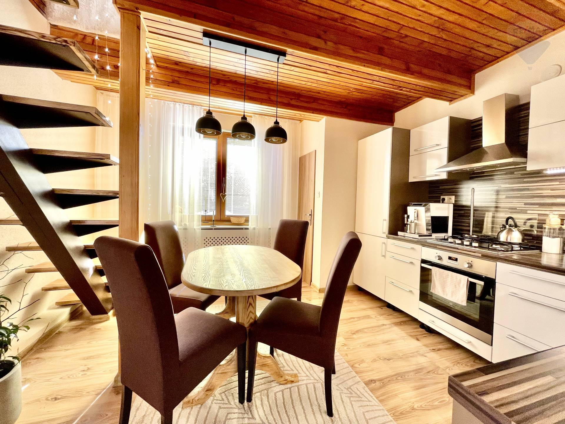 Predaj domu 165 m2, Podbrezová  -
