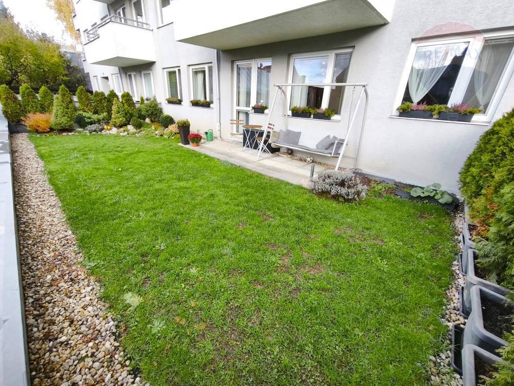 Predaj bytu (4 izbový) 126 m2, Brezno  -