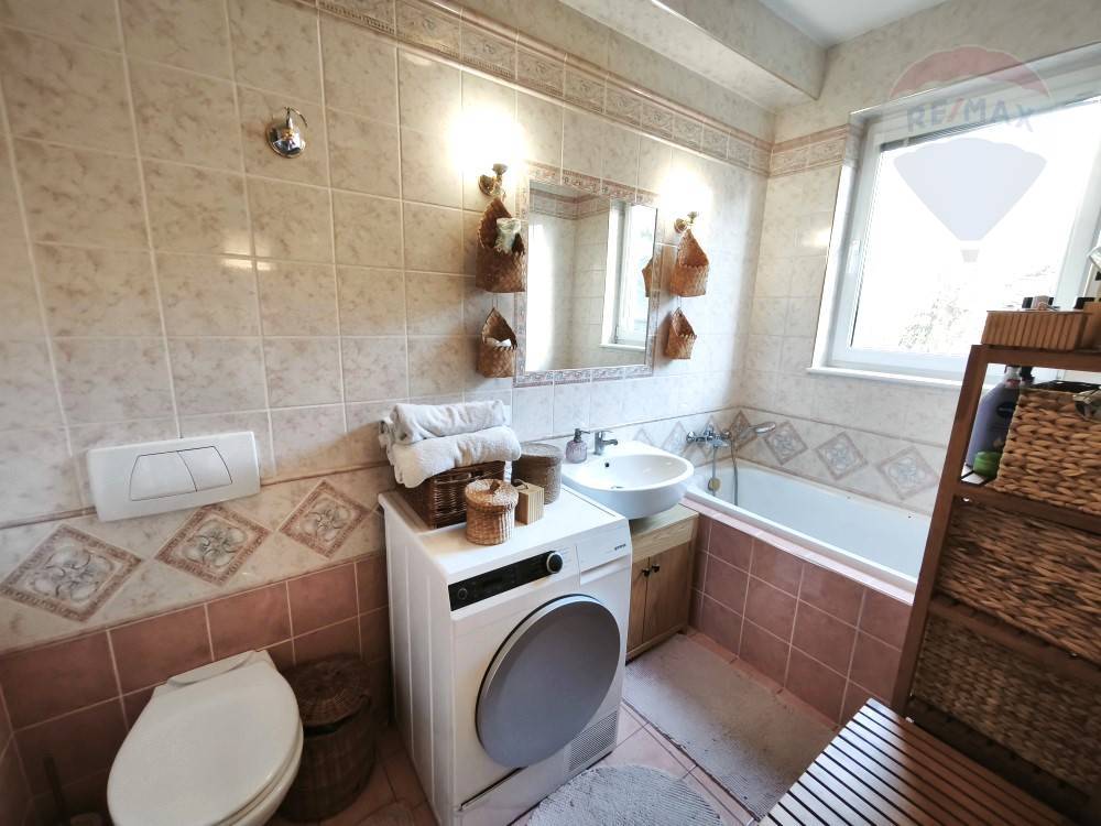 Predaj bytu (4 izbový) 126 m2, Brezno  -