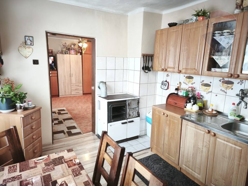 Predaj rodinného domu, Lopej – tichá ulica, pozemok 677 m2