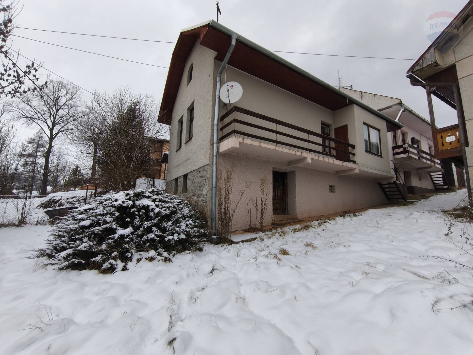 NA PREDAJ 3 rodinné domy v Hornej Lehote