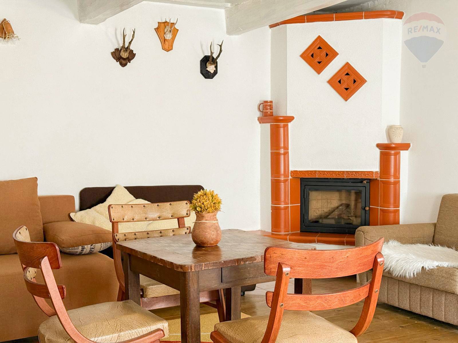 PREDAJ: Chalúpka v centre obce Horná Lehota