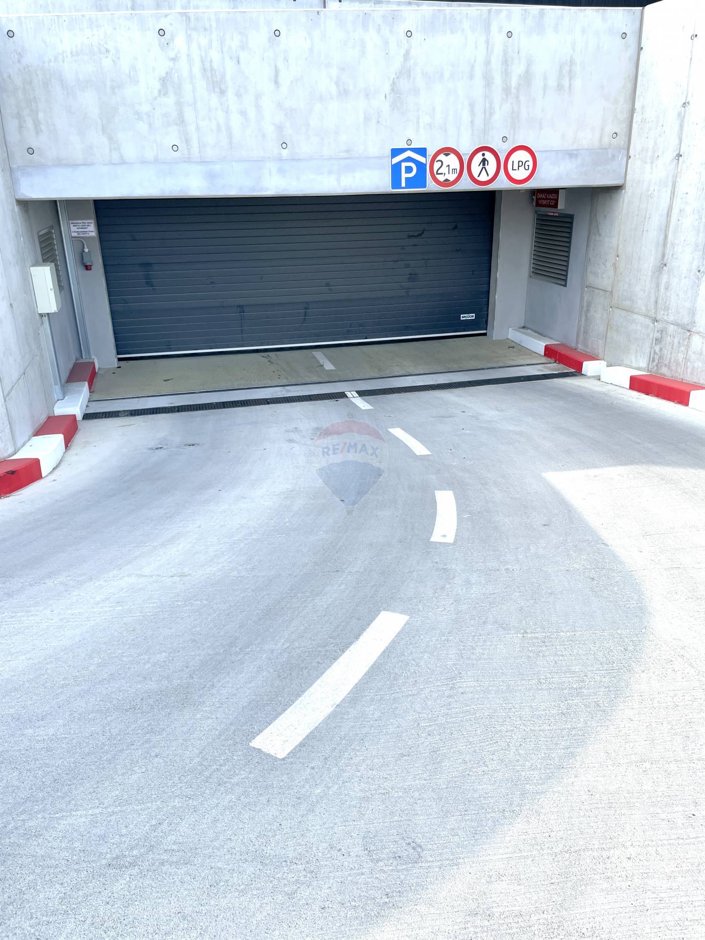 RE/MAX ponúka na dlhodobý prenájom parkovacie miesto v podzemnej garáži v Arborii v Trnave.