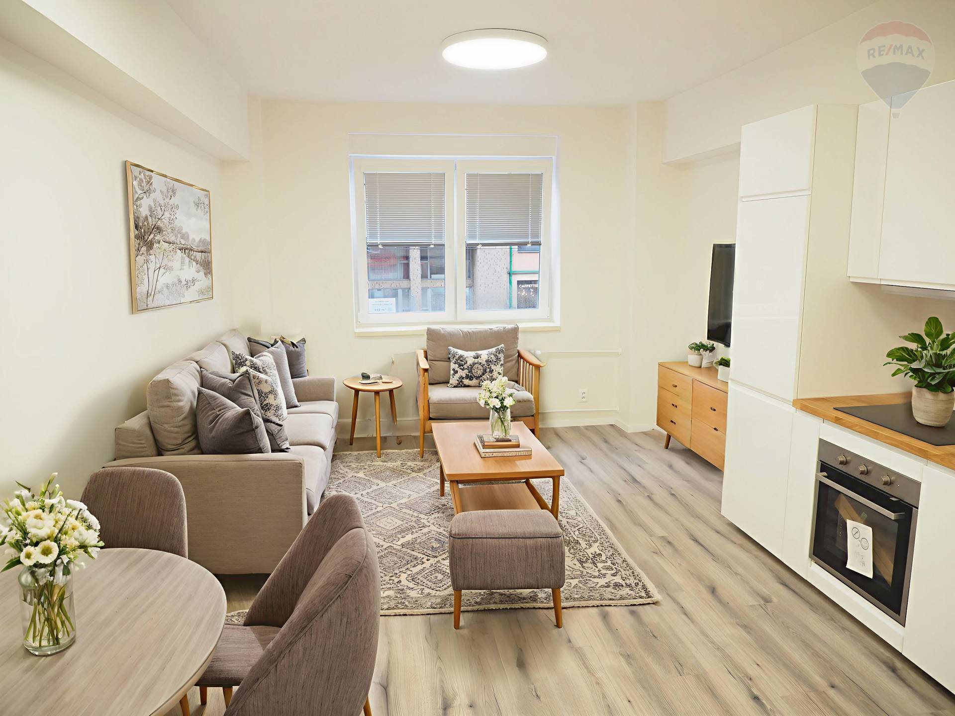 PREDAJ: 3-izb.byt, 72m2, Krížna ul. – Staré mesto - BA I, komora, pivnica