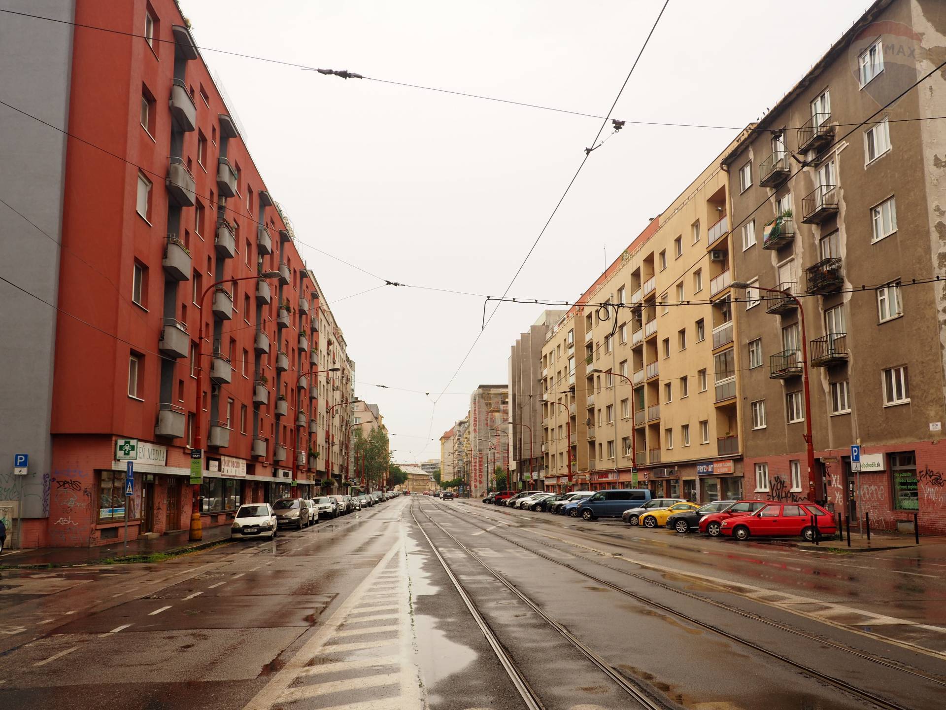 Predaj bytu (3 izbový) 72 m2, Bratislava - Staré Mesto  -