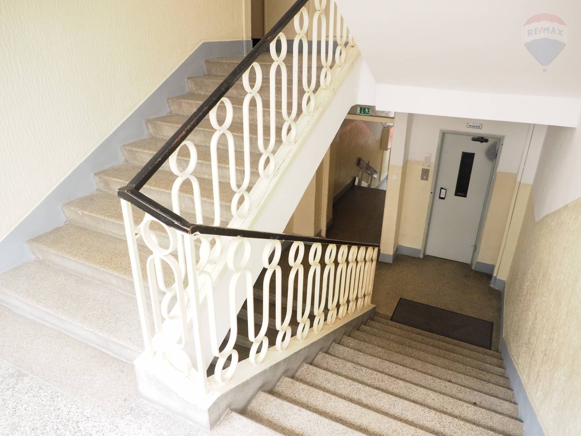 Predaj bytu (3 izbový) 72 m2, Bratislava - Staré Mesto  -