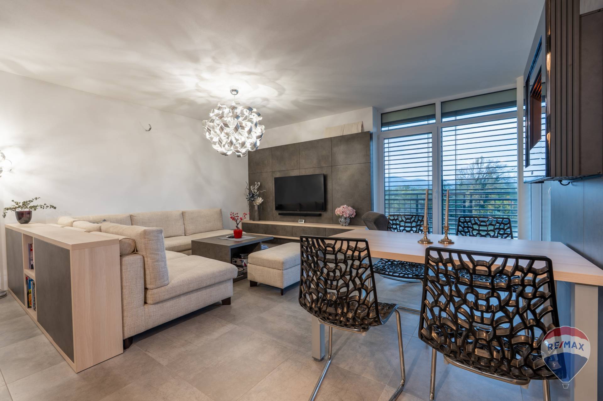 Predaj bytu (4 izbový) 105 m2, Trenčín  -