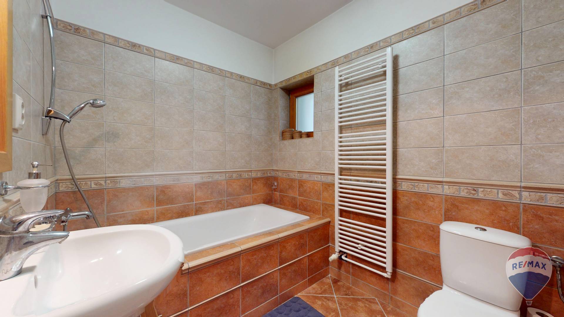 Predaj domu 220 m2, Mestečko  -