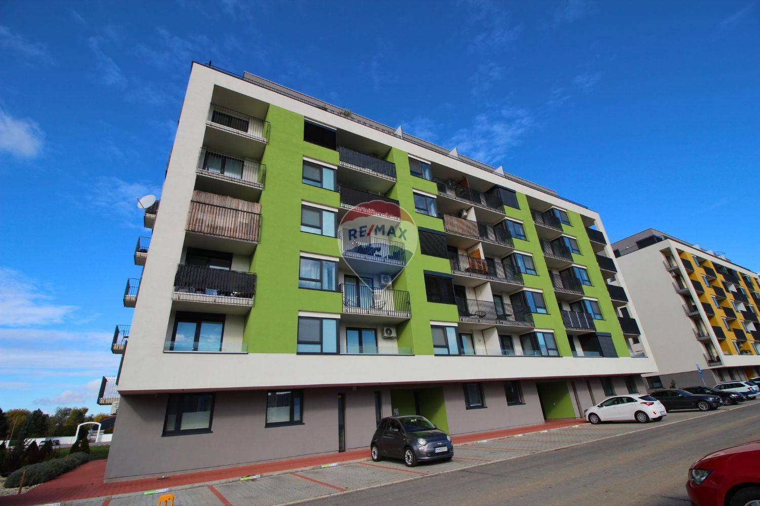 RE/MAX | Byt s parkovacím miestom na predaj Galanta - WEST