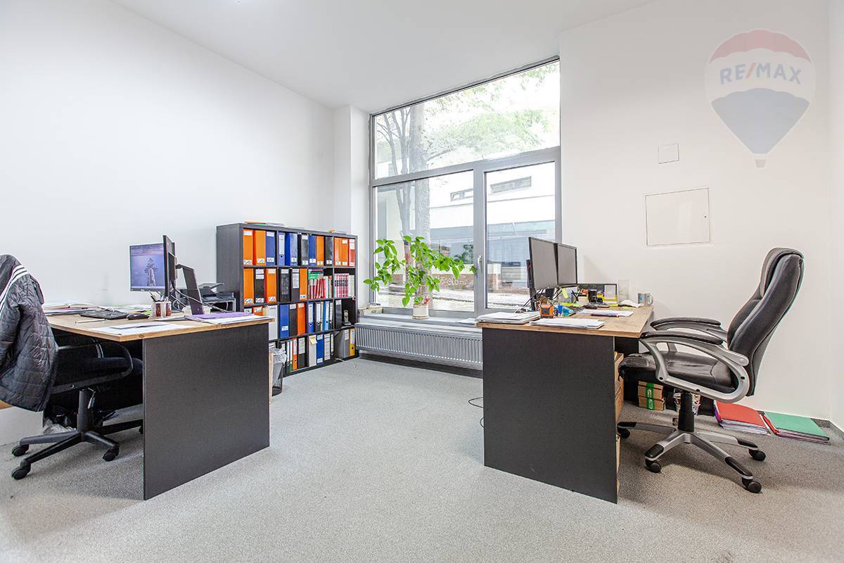 Predaj komerčného priestoru 186 m2, Bratislava - Staré Mesto  -