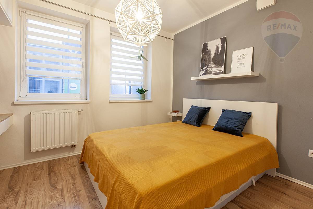 NA PREDAJ: Štýlový 2-izbový byt v Bažantnici + parkovacie miesto v cene