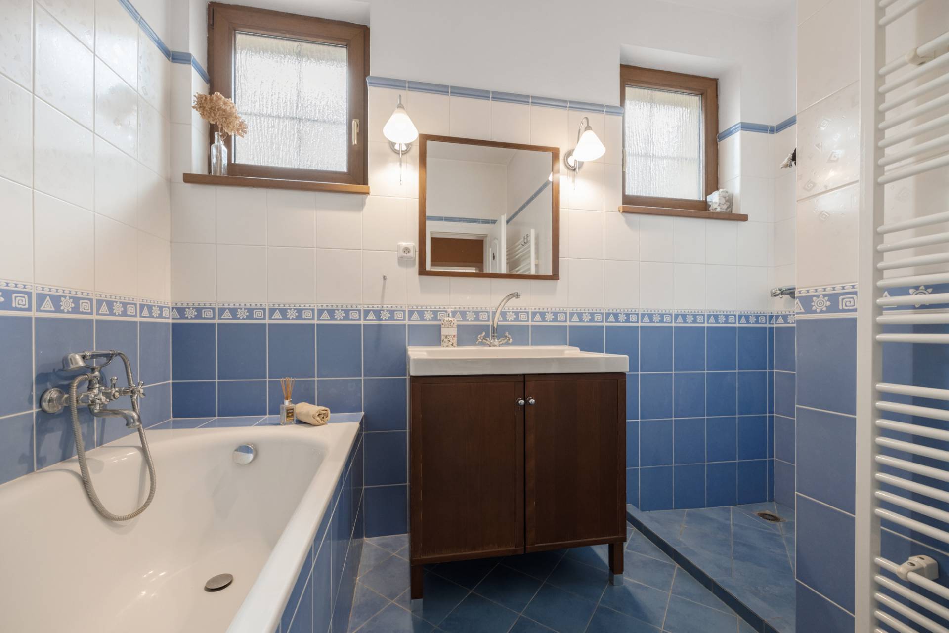 Predaj domu 230 m2, Bratislava - Vajnory  -