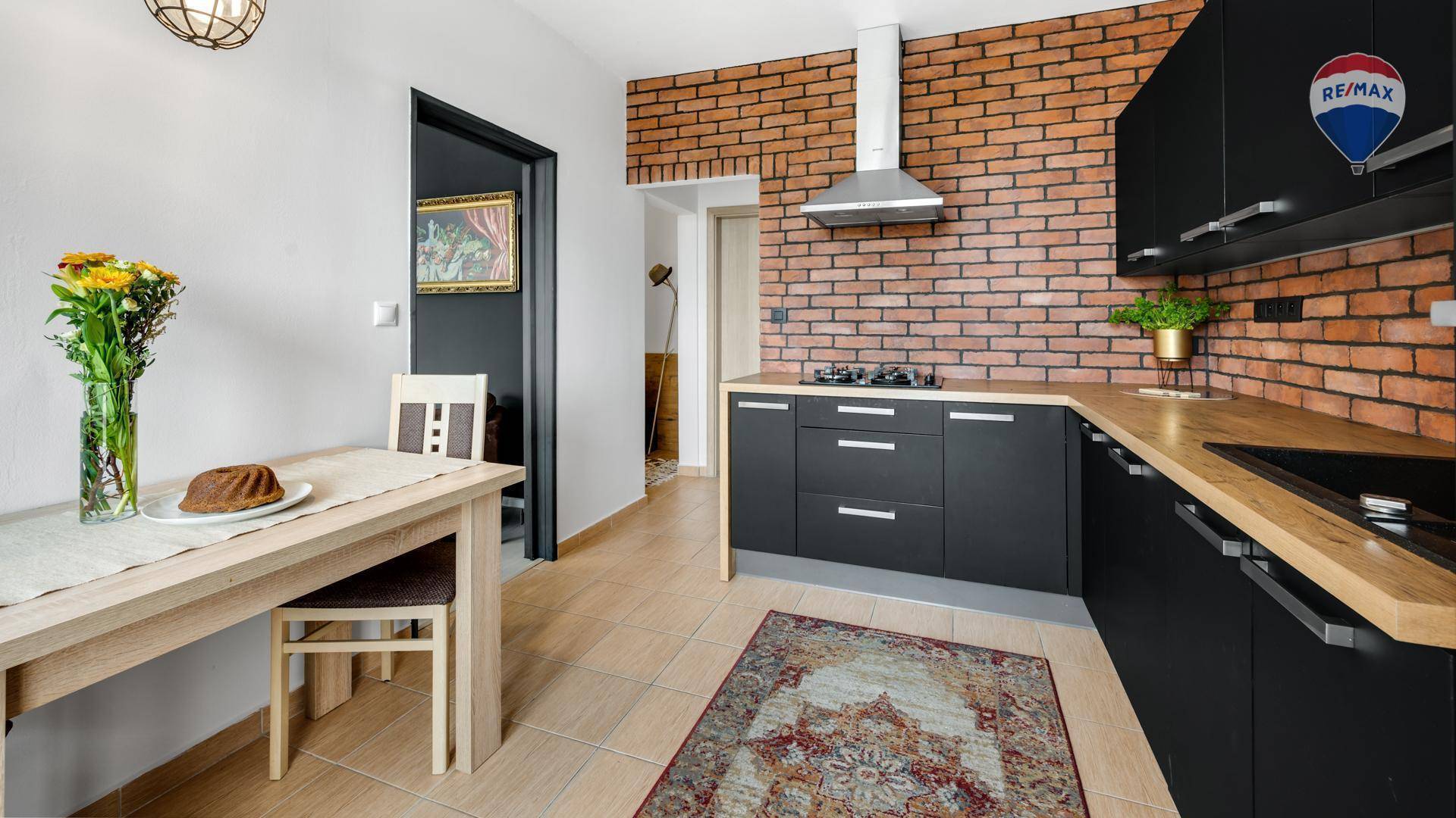 NA PRENÁJOM: Perfektne zariadený 2-izbový byt BA IV., Karlova Ves