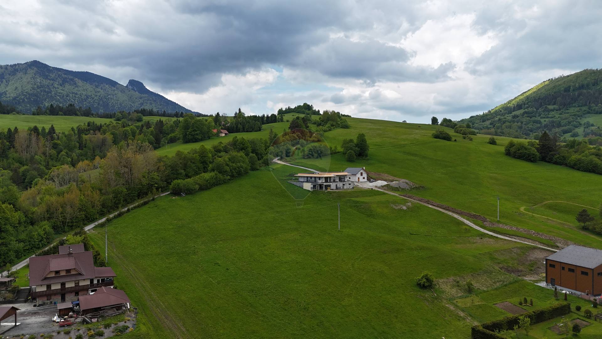 Na predaj pozemok Zárzivá 5893 m2