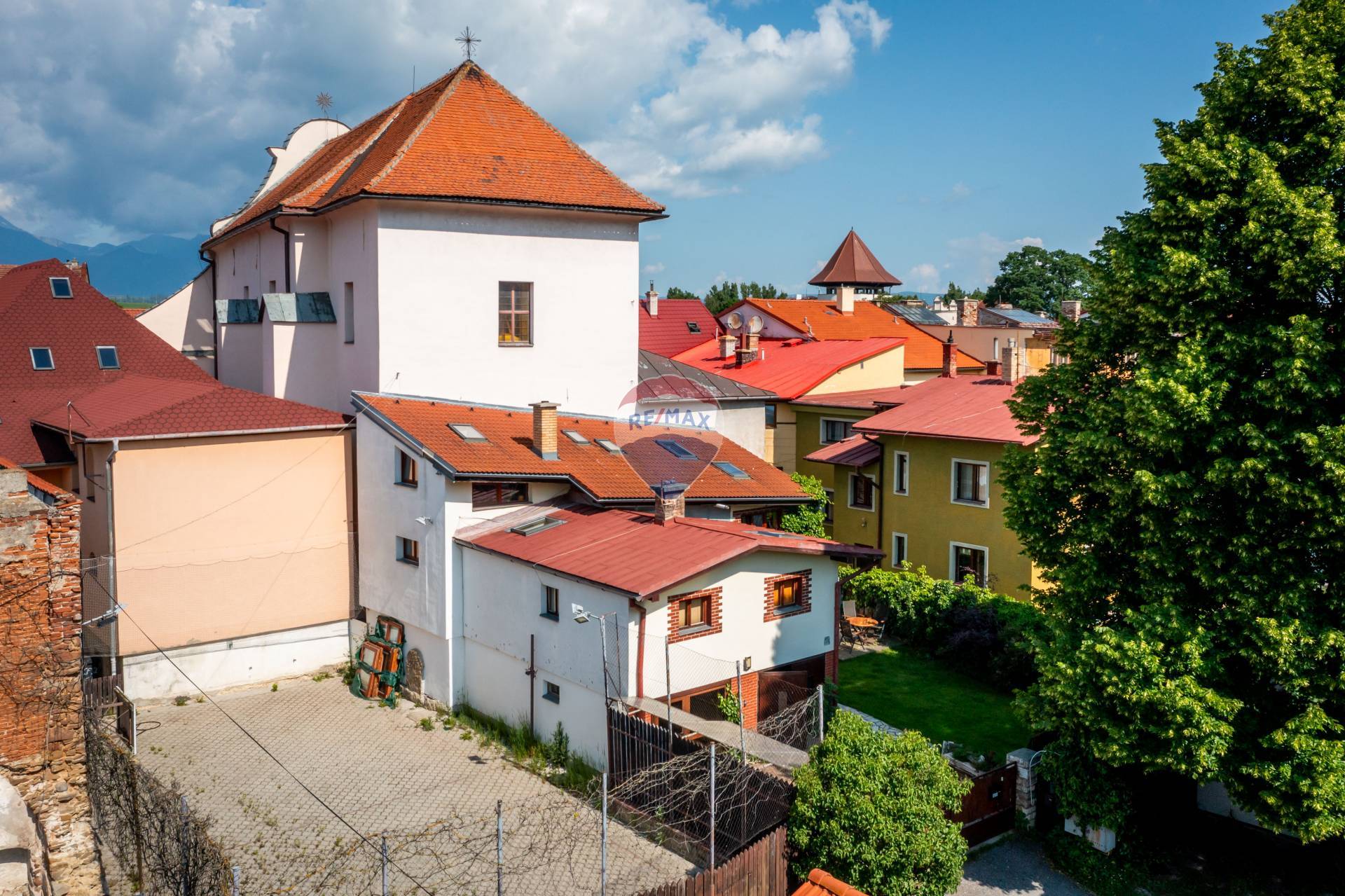 PREDAJ, Rodinný dom, Kežmarok, Priekopa