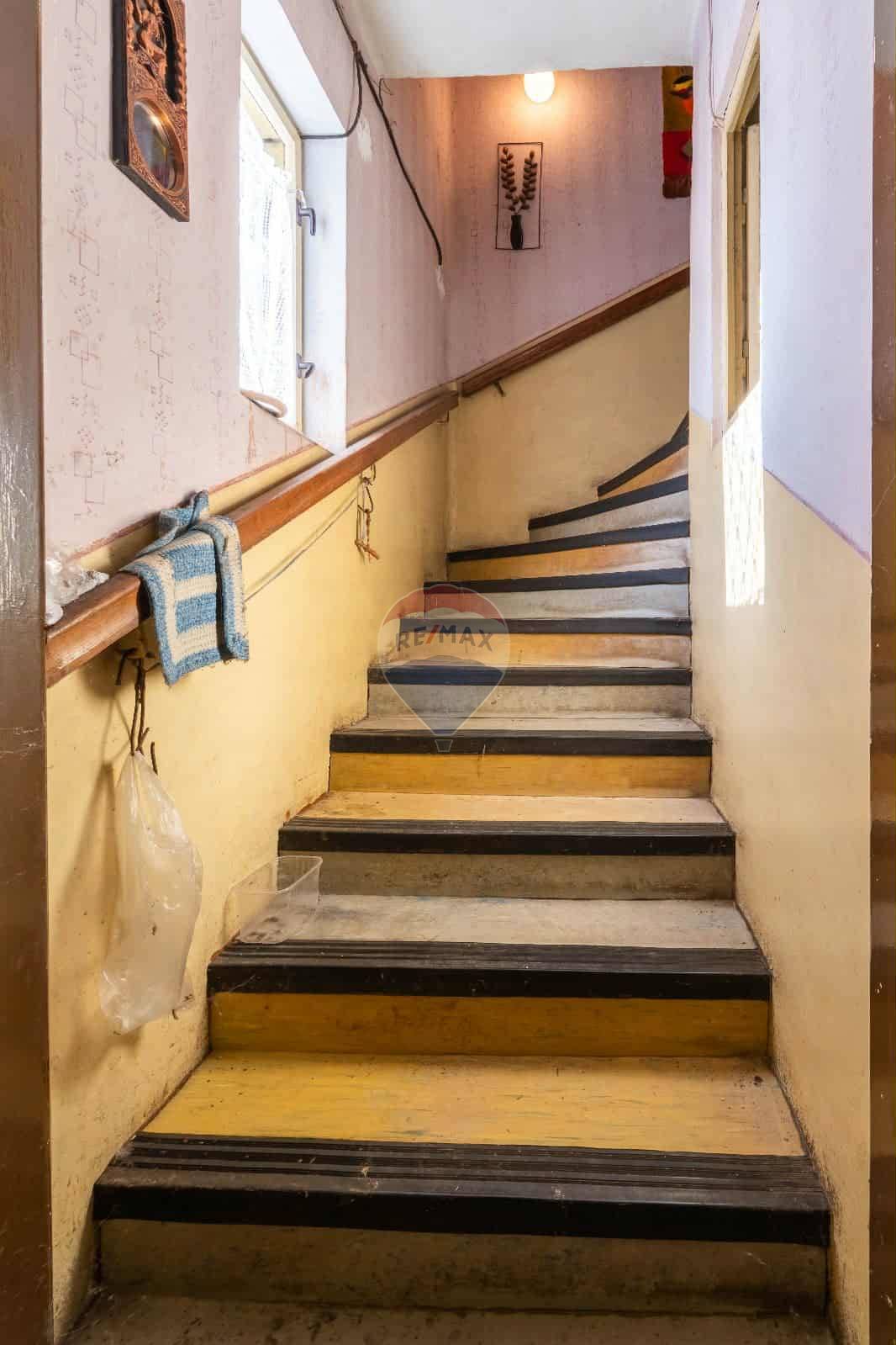 Predaj domu 255 m2, Banská Štiavnica  -