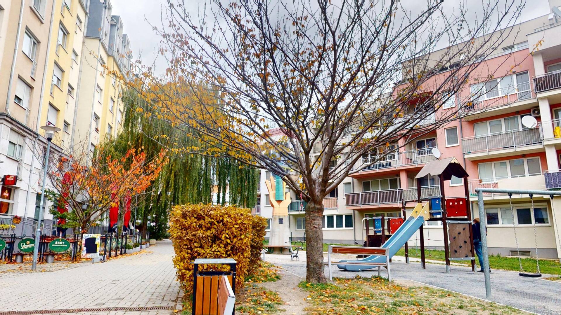 Predaj bytu (1 izbový) 35 m2, Bratislava - Karlova Ves  -