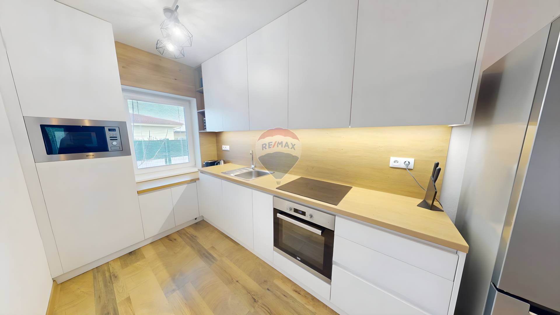 ✅ IDEÁLNY DOMOV PRI BRATISLAVE: TICHÁ ULICA, VEĽKÝ POZEMOK 603 m² A RÝCHLY PRÍSTUP NA R7!