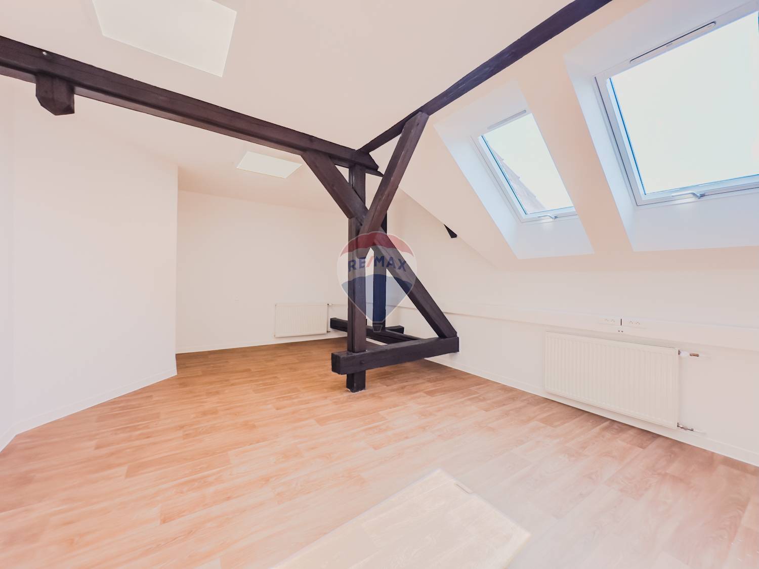 Kancelárske prietory na prenájom- 30,5 m2 | Horná- Banská Bystrica 