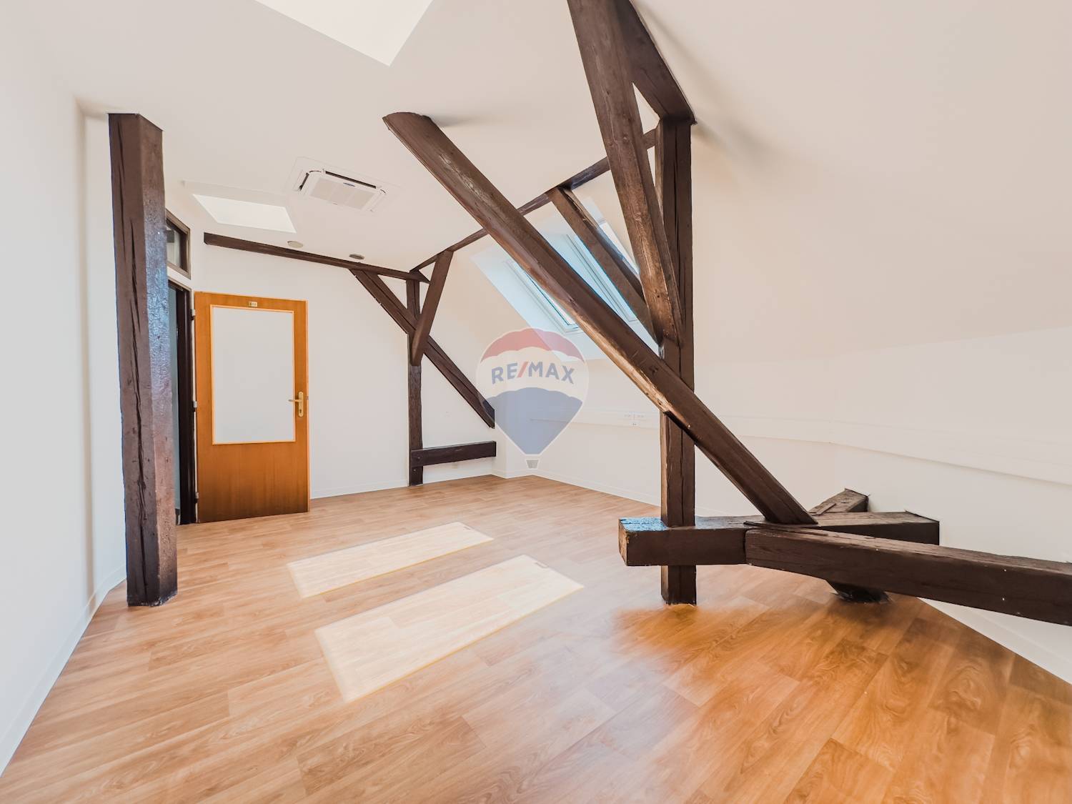 Kancelárske prietory na prenájom- 25 m2 | Horná- Banská Bystrica