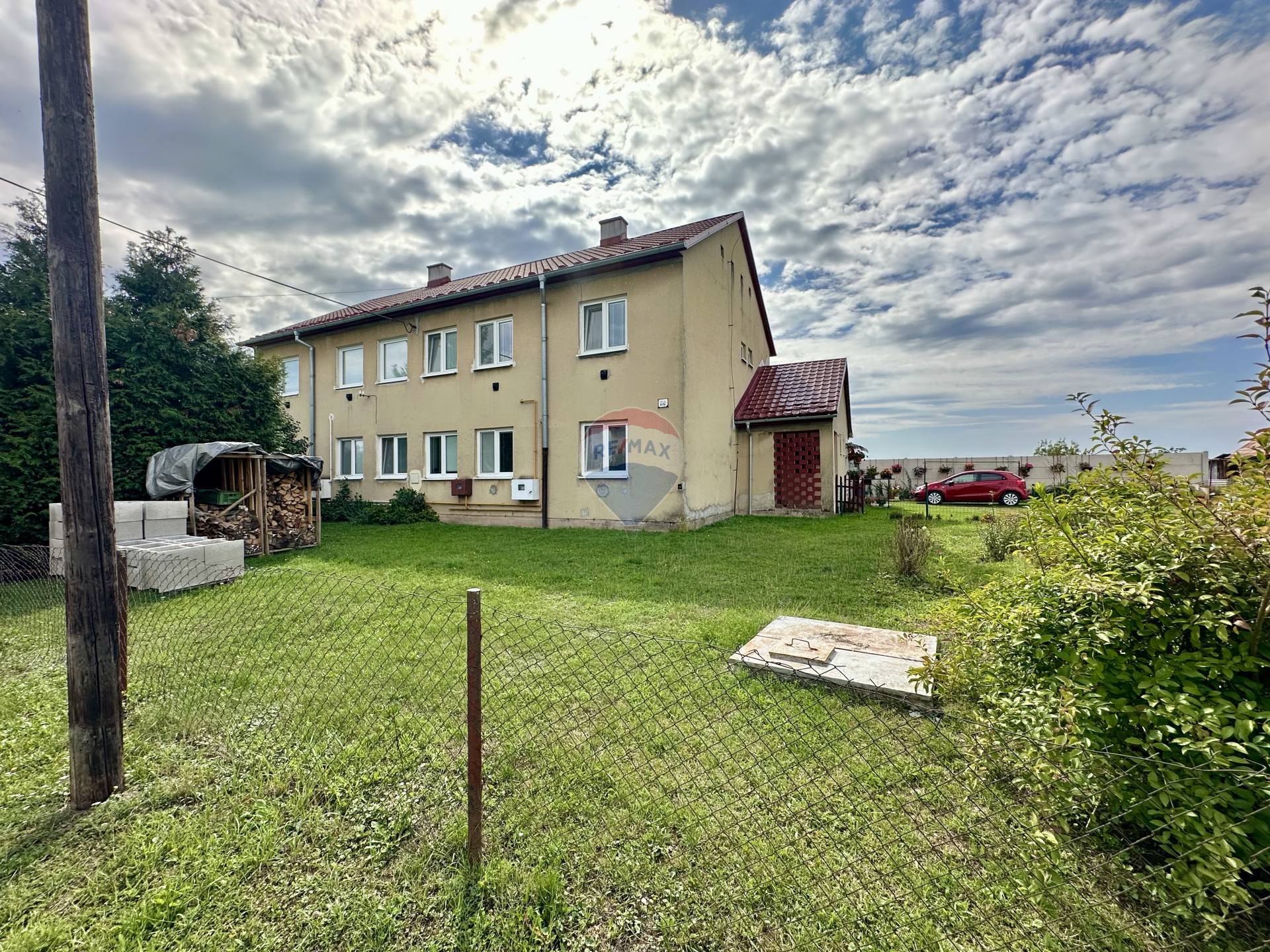 Byt s pozemkom na prístavbu v Bolkoviach