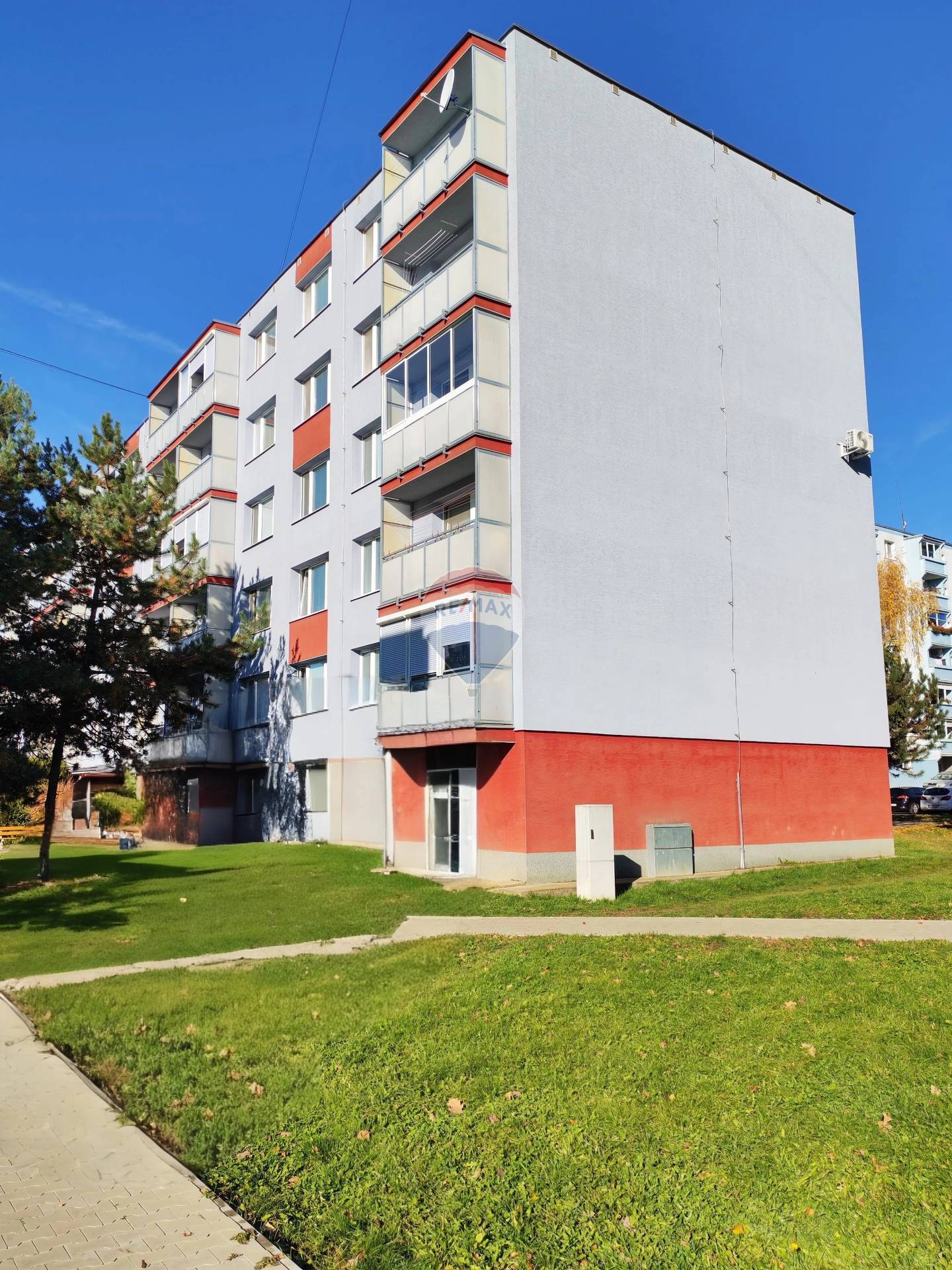 4 izbový byt s balkónom | Fučíkova | Poltár