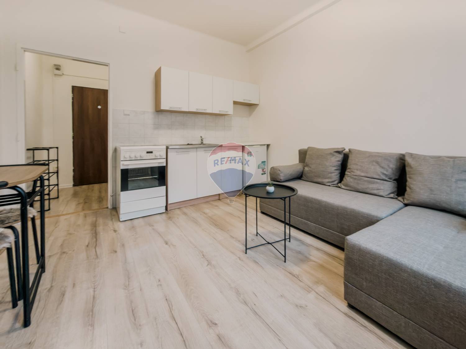 Gazónka v centre mesta na prenájom | ERENBURGOVA | Lučenec