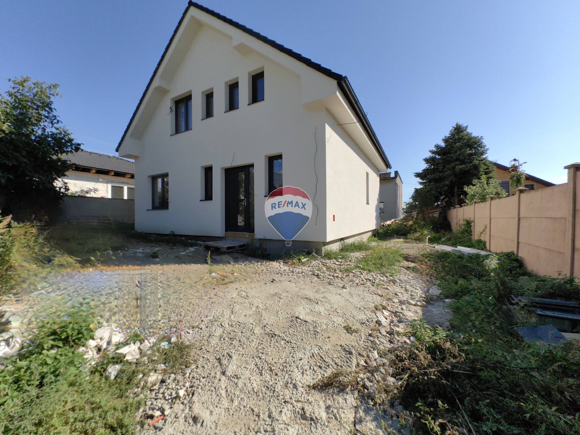 Novostavba 4 + 1 izbový rodinný dom, 168m2, Rozhanovce