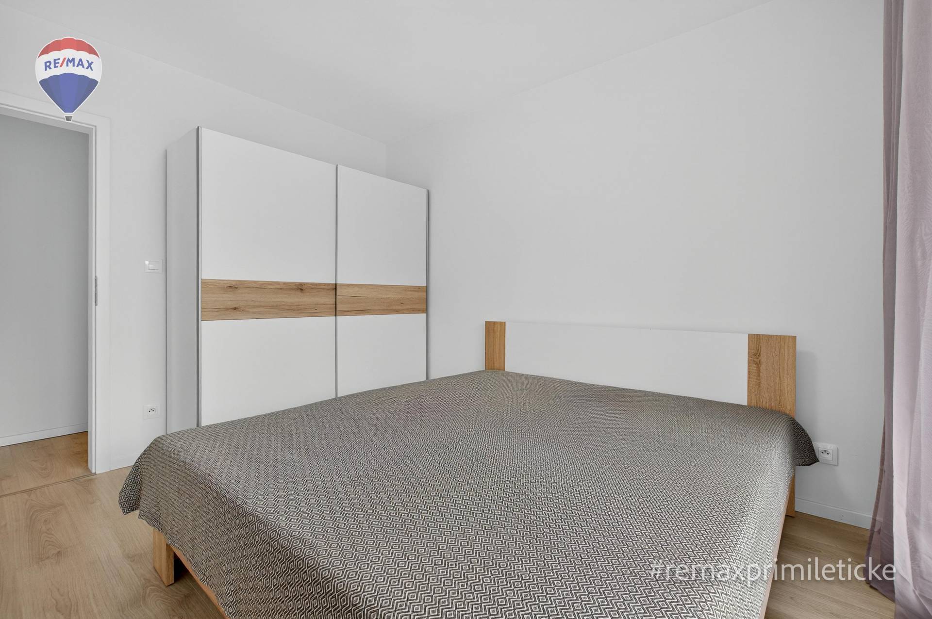 Prenájom bytu (2 izbový) 52 m2, Bratislava - Rača  -