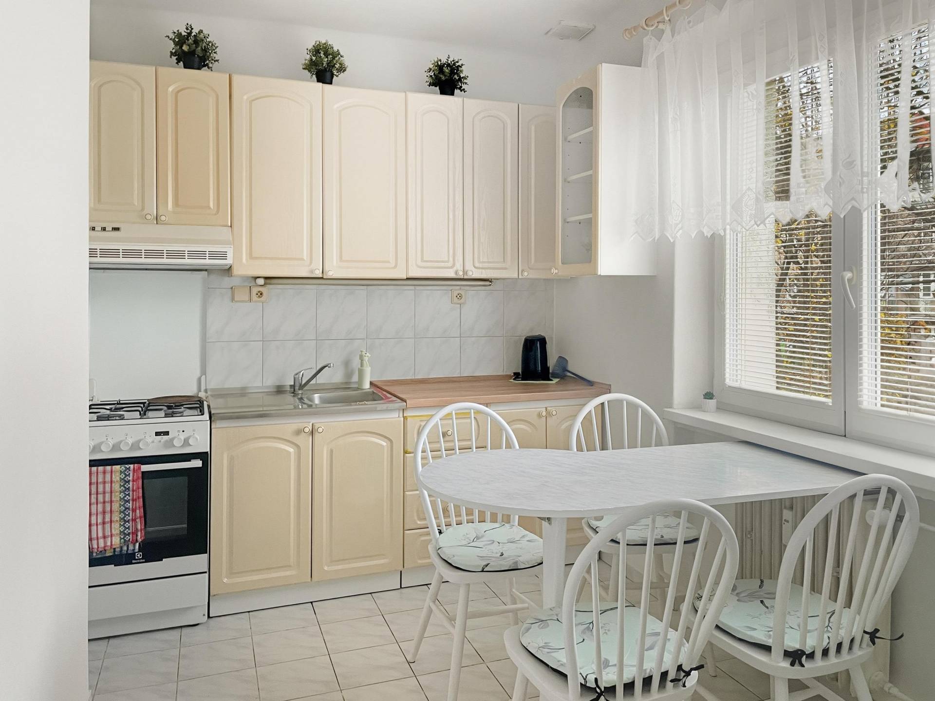 Na prenájom 2 izb. byt Ružinov