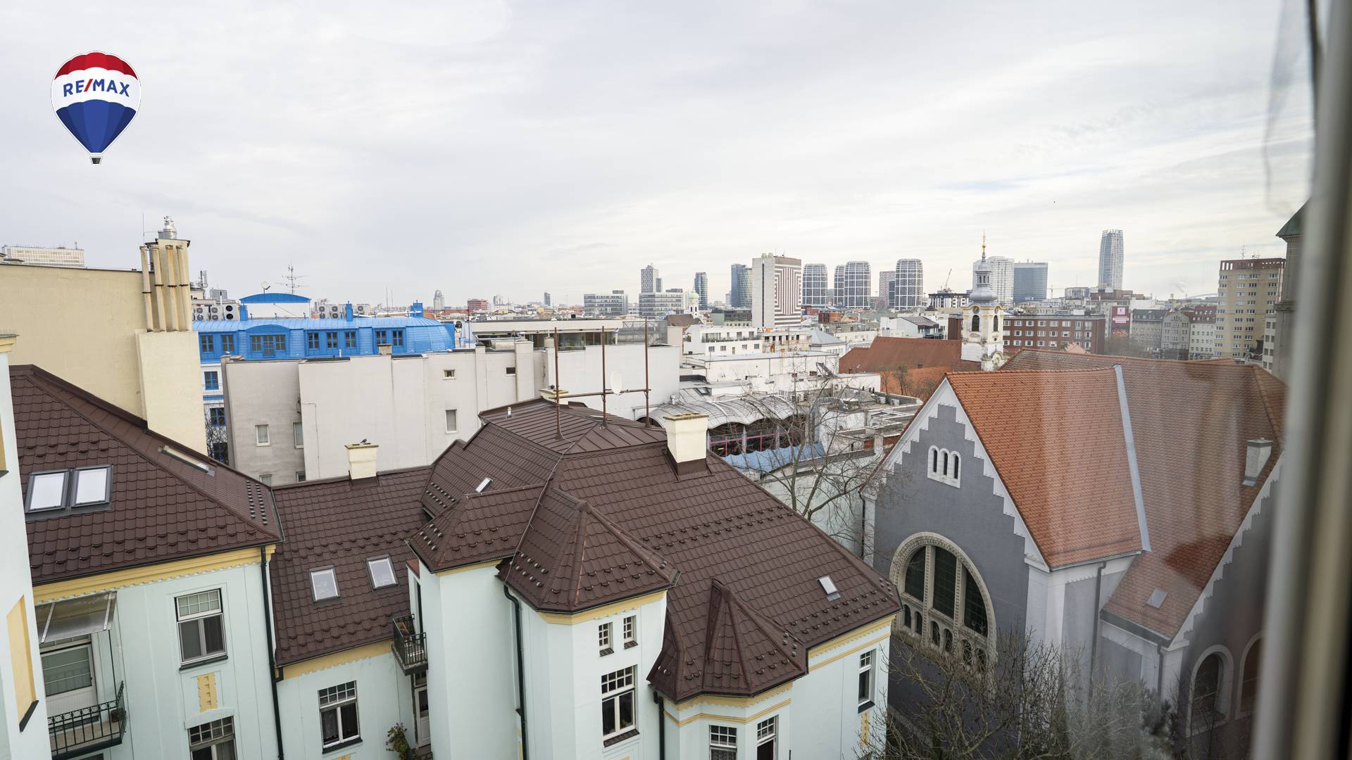 3-izbový byt po kompletnej rekonštrukcii | Staré Mesto – Obchodná ulica