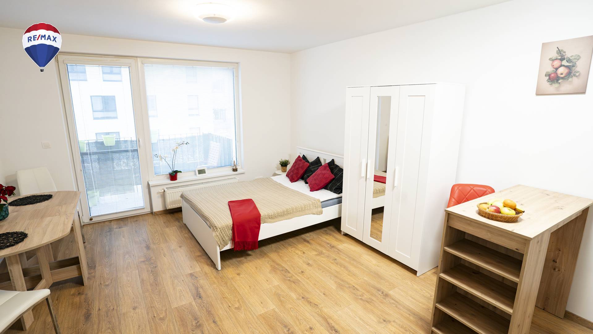 Útulný 1-izbový byt s balkónom v zelenej Dúbravke – miesto, kde sa budete cítiť doma