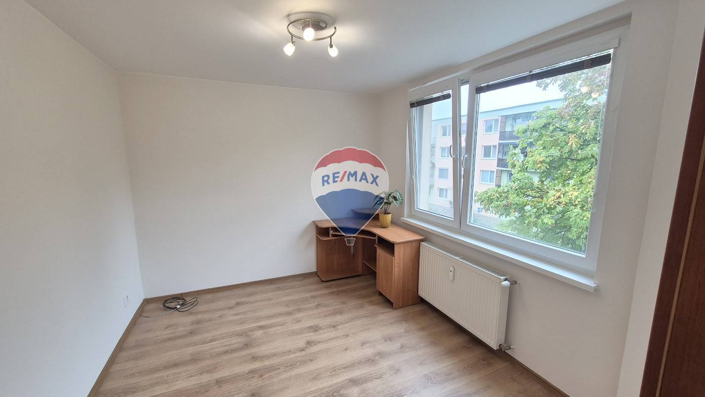 4-izbový byt na predaj Vinohradská, Hlohovec 